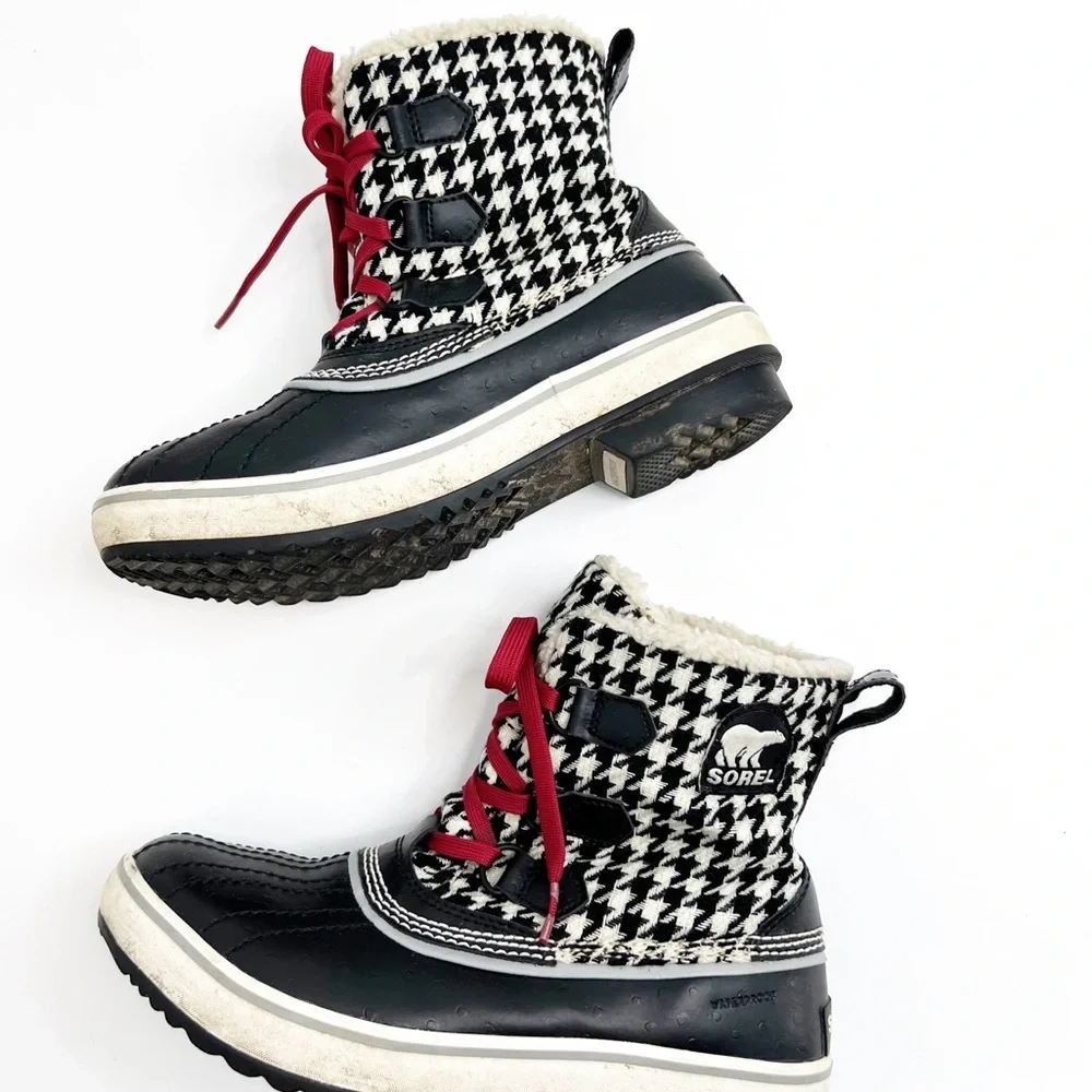 Sorel Black & White Houndstooth Winter Boots with Red Laces
